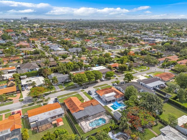 10842 SW 33rd Street, Miami, FL 33165