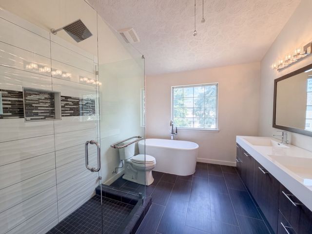 2036 Glastonbury Dr, Franklin, TN 37069