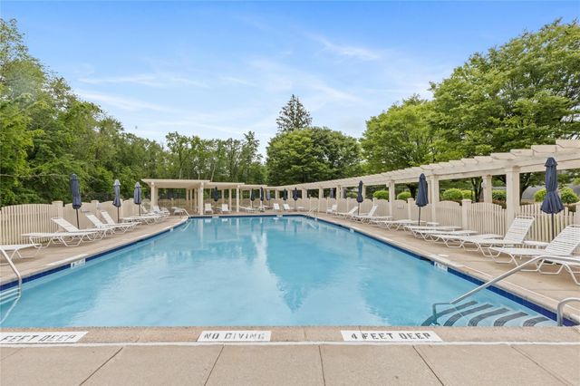 5504 Applewood Circle, Carmel, NY 10512