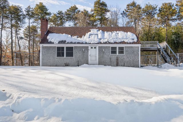 13 Pepper Lane, Harwich, MA 02645