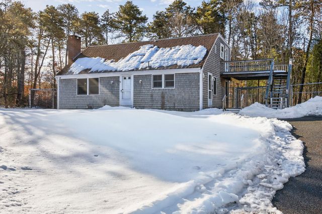 13 Pepper Lane, Harwich, MA 02645