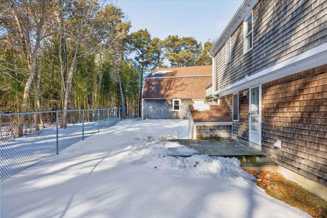 13 Pepper Lane, Harwich, MA 02645