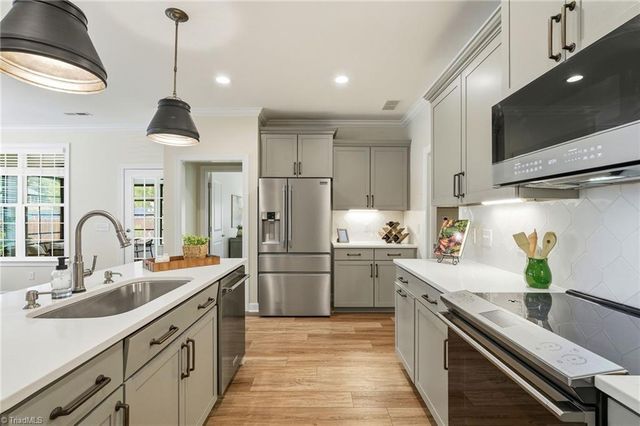 1040 Woodview Ridge Trail, Lewisville, NC 27023