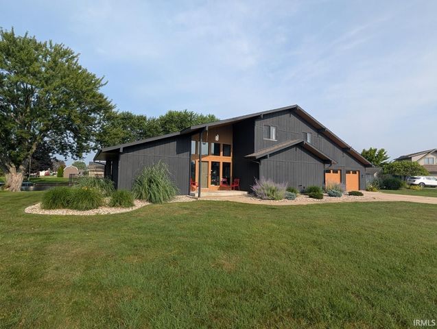 51173 Channel Court, Elkhart, IN 46514