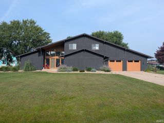 51173 Channel Court, Elkhart, IN 46514