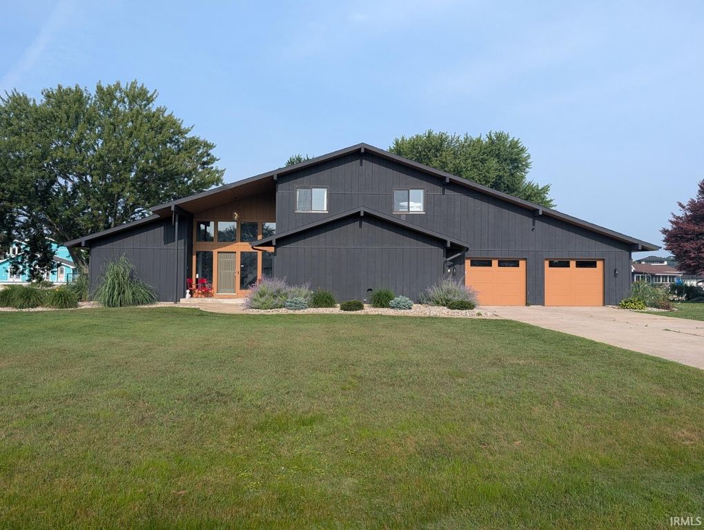 51173 Channel Court, Elkhart, IN 46514