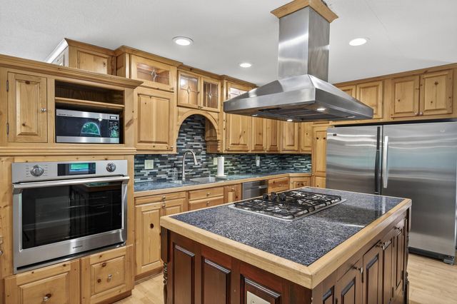 38171 Mica Avenue, Sunrise Twp, MN 55056