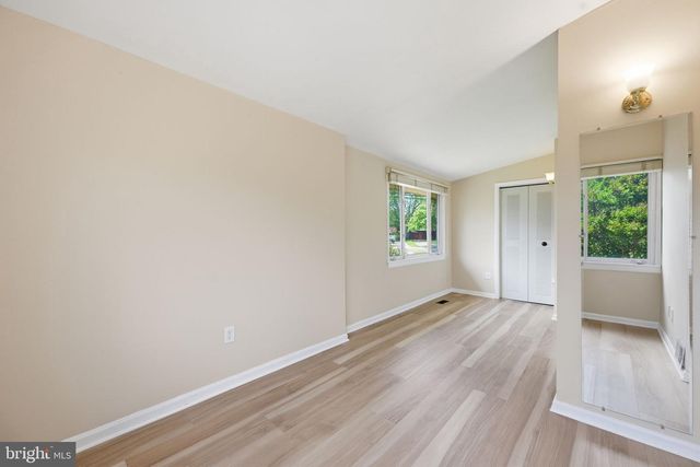 512 DENNIS AVE, Silver Spring, MD 20901