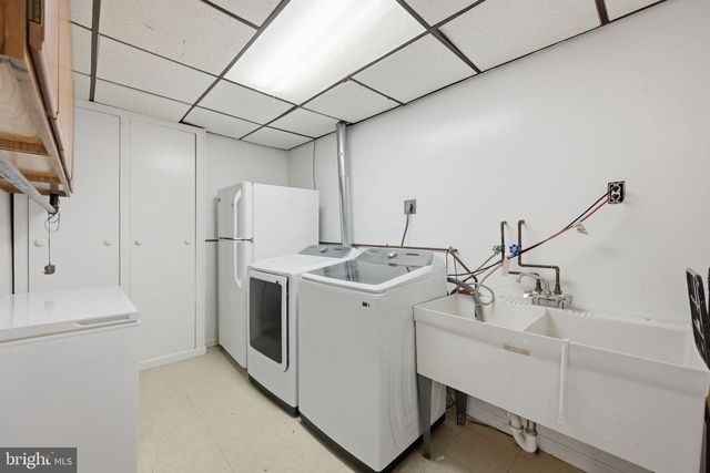 512 DENNIS AVE, Silver Spring, MD 20901