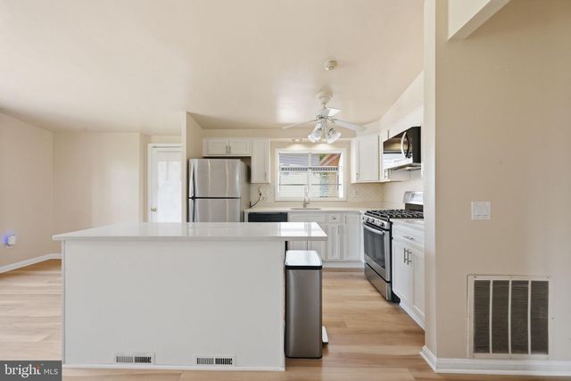 512 DENNIS AVE, Silver Spring, MD 20901