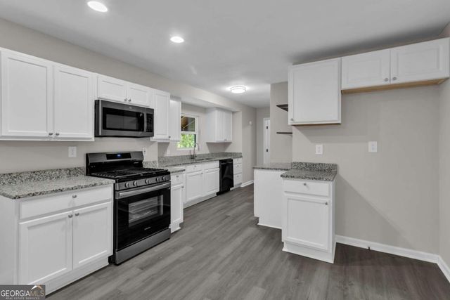 5521 E Wind Drive SW, Lilburn, GA 30047