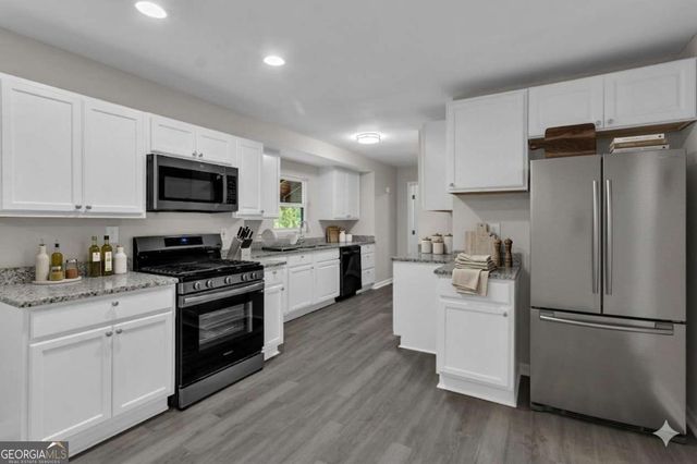 5521 E Wind Drive SW, Lilburn, GA 30047