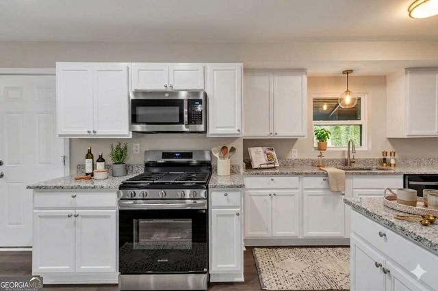 5521 E Wind Drive SW, Lilburn, GA 30047