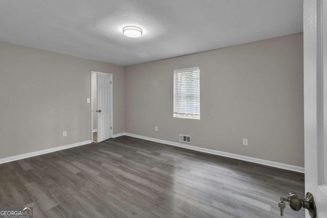 5521 E Wind Drive SW, Lilburn, GA 30047