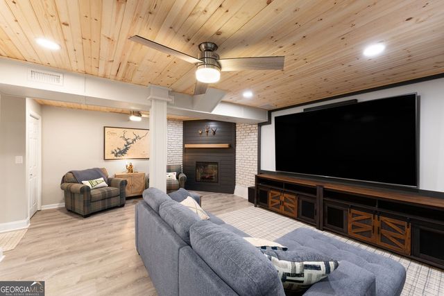 4785 Perry Road, Gainesville, GA 30506