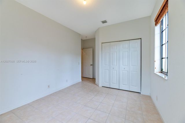 1695 Passion Vine Circle 221, Weston, FL 33326