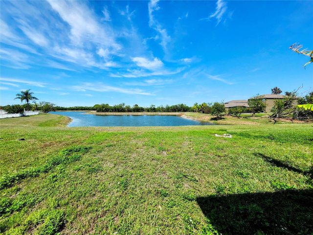 949 SEMINOLE SKY DRIVE, Ruskin, FL 33570