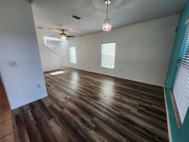 949 SEMINOLE SKY DRIVE, Ruskin, FL 33570