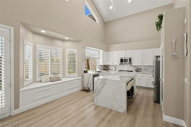 9521 Marina Valley Avenue, Las Vegas, NV 89147