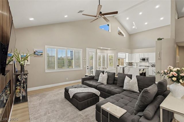 9521 Marina Valley Avenue, Las Vegas, NV 89147