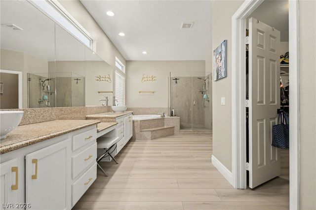 9521 Marina Valley Avenue, Las Vegas, NV 89147