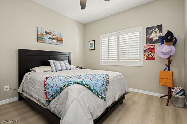9521 Marina Valley Avenue, Las Vegas, NV 89147