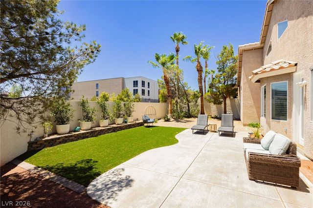9521 Marina Valley Avenue, Las Vegas, NV 89147