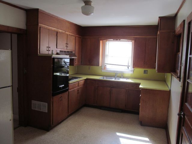 5209 Lee Highway, Troutville, VA 24175