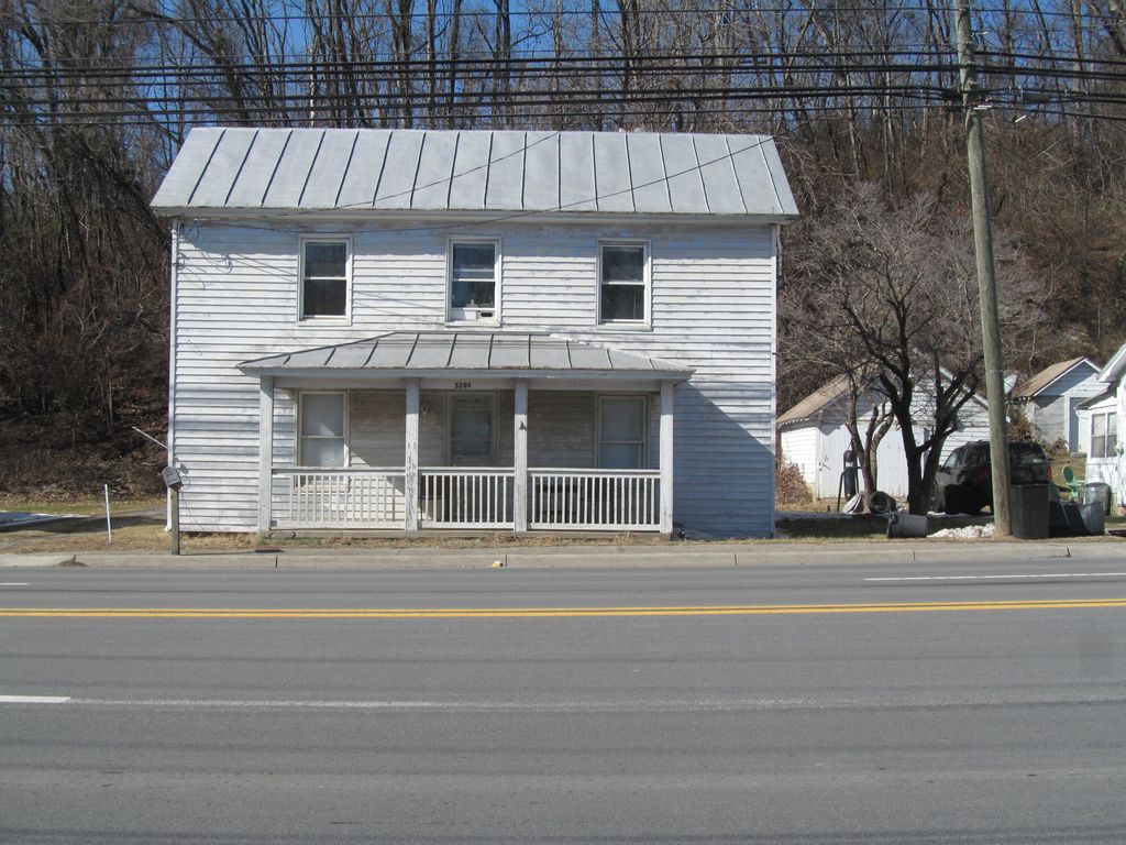 5209 Lee Highway, Troutville, VA 24175