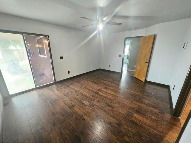 724 E Kanai Avenue, Porterville, CA 93257