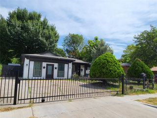 8609 Jennie Lee, Dallas, TX 75227