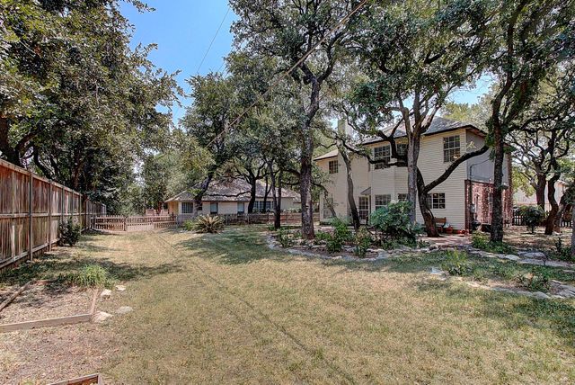 1708 Woods BLVD, Round Rock, TX 78681