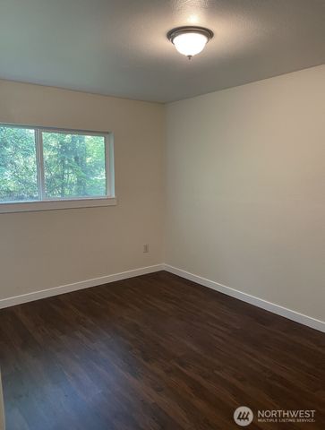 102 Garden Hill Road W, Elma, WA 98541