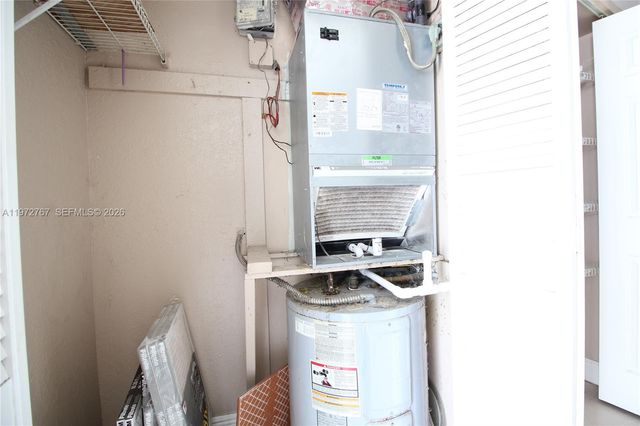 4235 N University Dr 302, Sunrise, FL 33351