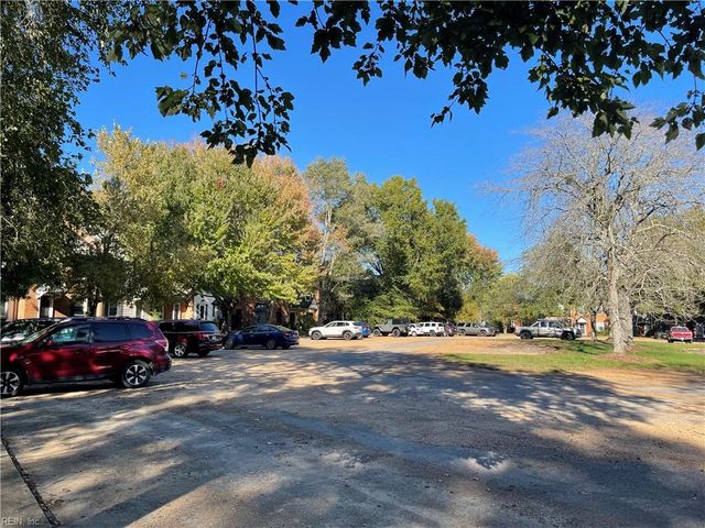 406 London Company WAY, Williamsburg, VA 23185