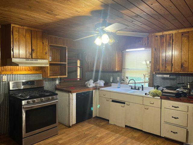 38755 Highway 67, Donaldson, AR 71941