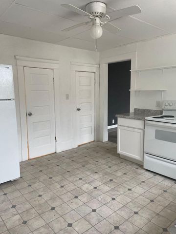 1465 N Grant Avenue, Springfield, MO 65802