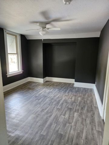 1465 N Grant Avenue, Springfield, MO 65802