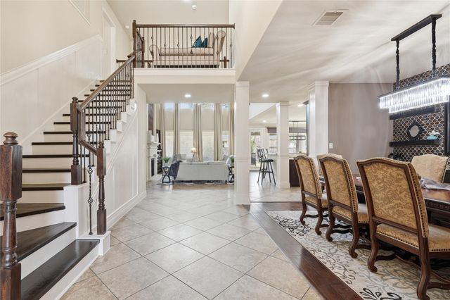 175 Wade Pointe Drive, Montgomery, TX 77316