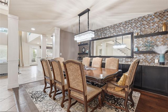 175 Wade Pointe Drive, Montgomery, TX 77316