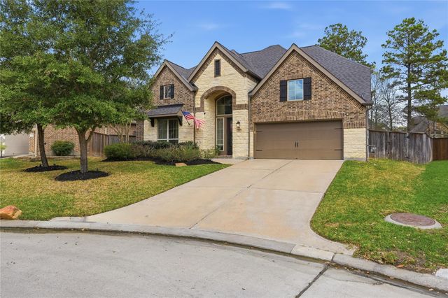 175 Wade Pointe Drive, Montgomery, TX 77316