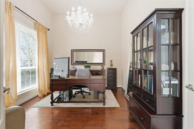 175 Wade Pointe Drive, Montgomery, TX 77316