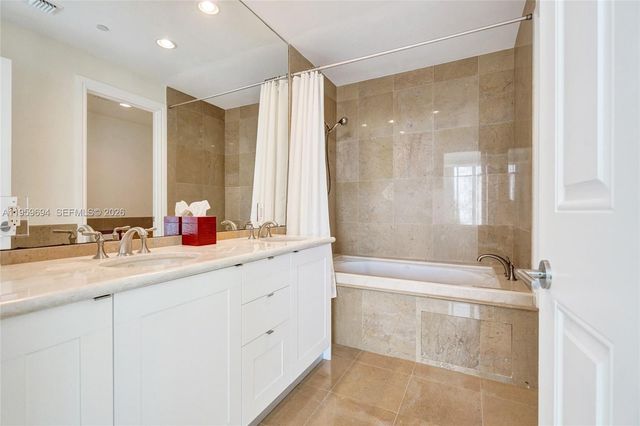 1 N Fort Lauderdale Beach Blvd 1806, Fort Lauderdale, FL 33304