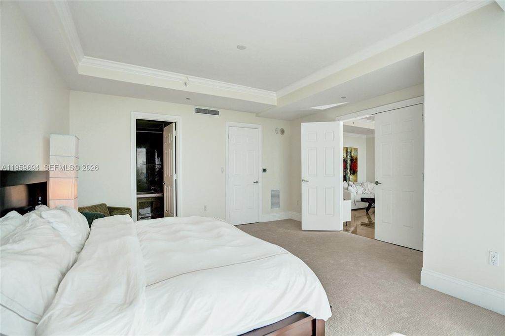 Image 22 of property listing at 1 N Fort Lauderdale Beach Blvd 1806, Fort Lauderdale, FL 33304