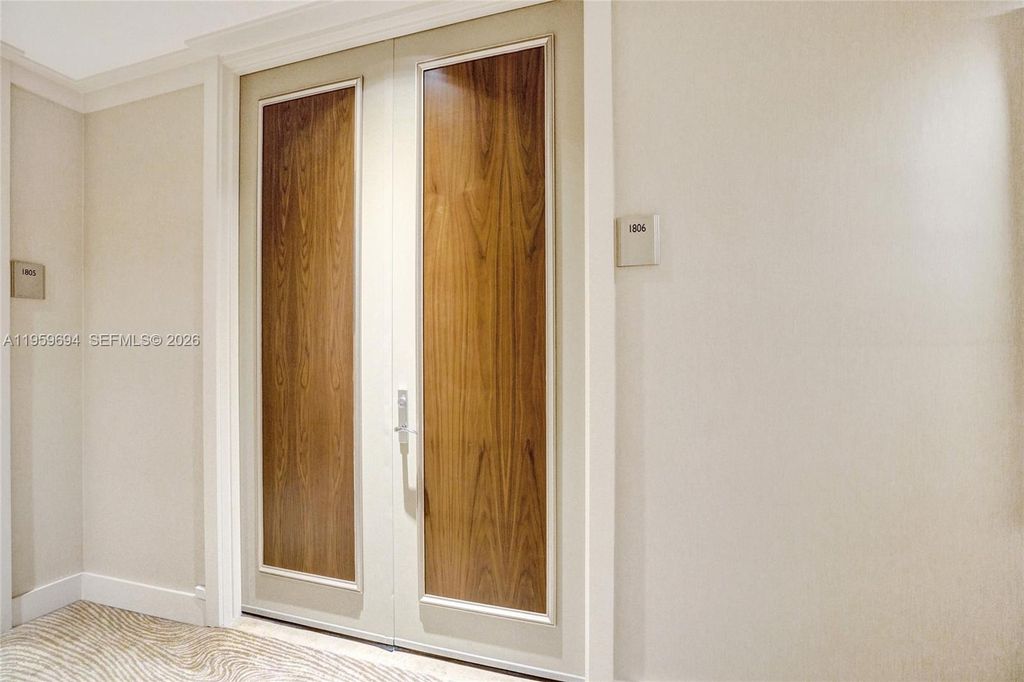 Image 5 of property listing at 1 N Fort Lauderdale Beach Blvd 1806, Fort Lauderdale, FL 33304