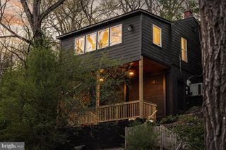 714 BENNYS BEACH RD, Front Royal, VA 22630