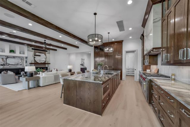 4927 Heatherglen Drive, Houston, TX 77096