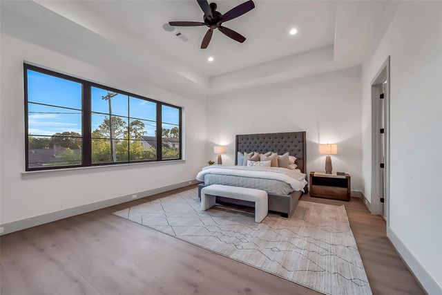 4927 Heatherglen Drive, Houston, TX 77096