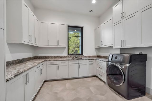 4927 Heatherglen Drive, Houston, TX 77096