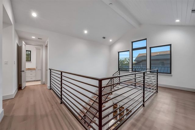 4927 Heatherglen Drive, Houston, TX 77096